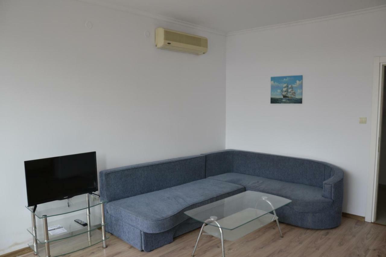 Sun City I - Apartment 41 Pantai Sunny Bagian luar foto